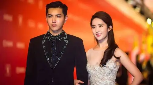 暑期档上映的几部"吴亦凡"承包作品《致青春2》,《夏乔》,更是让青春