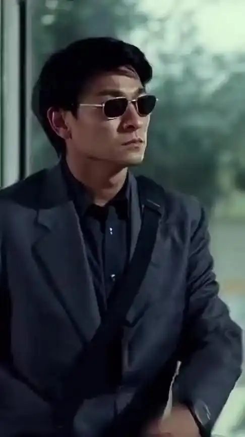 带墨镜的刘德华,你喜欢吗,暗战阿虎