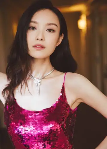 倪妮##倪妮蒂芙尼中国区品牌代言人# 喵总亮相@tiffanyandco蒂芙