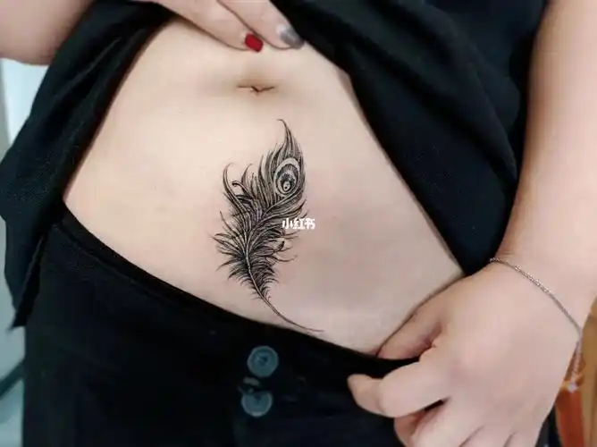 孔雀羽毛遮盖剖腹产疤痕 / #纹身 # #遮盖纹身 # #剖腹产纹身