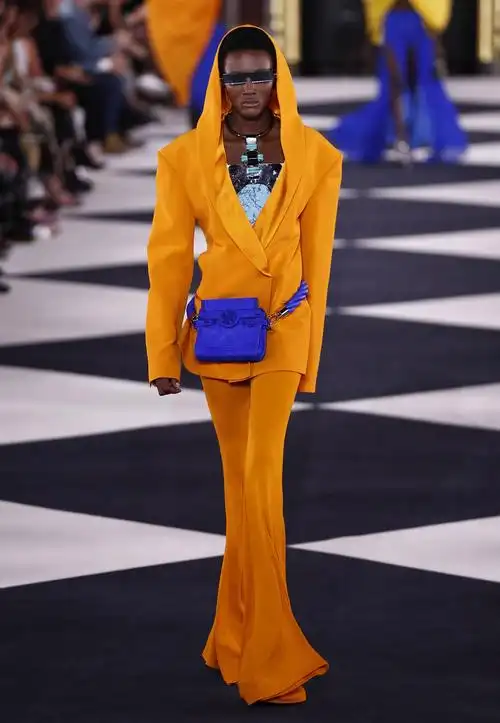 巴黎时装周——balmain品牌时装秀