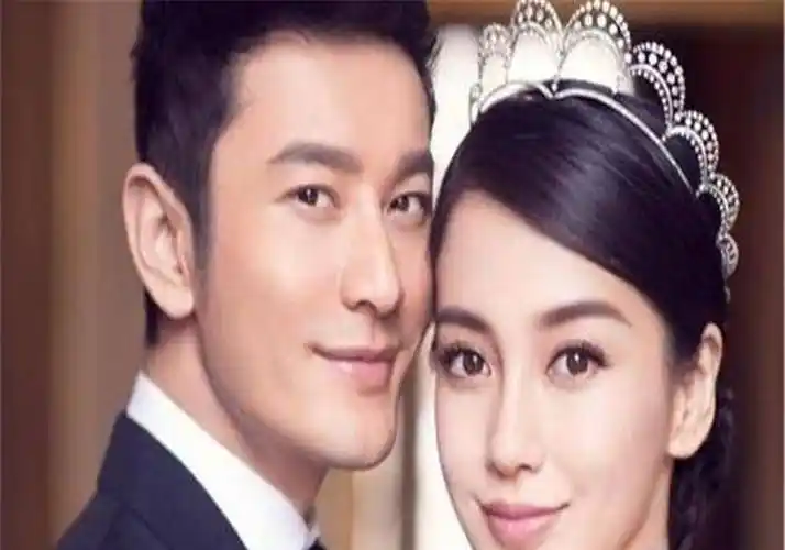 原创杨颖蔡徐坤同框女方丝毫不受婚姻风波影响活动现场魅力十足