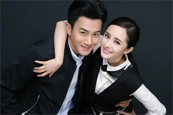 明星 在《千金女贼》中又一次扮演霸道总裁的刘恺威,剧中和老婆闺蜜