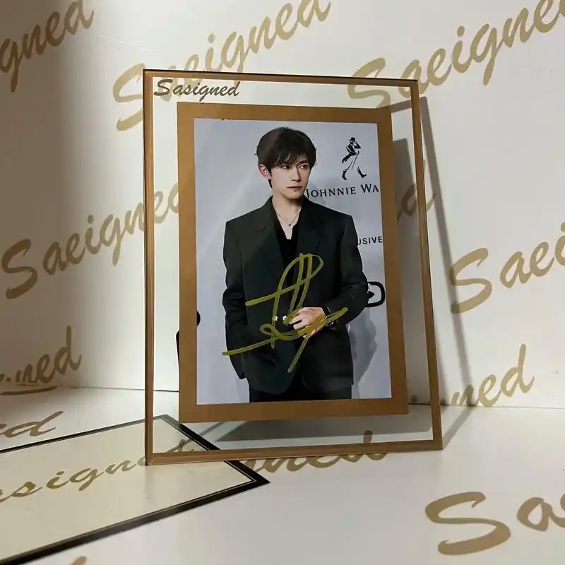 sa签名易烊千玺亲签亲笔签名照认证证书77.sa签名 #易烊千 - 抖音