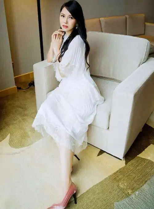 伊能静身材图伊能静街拍生活照