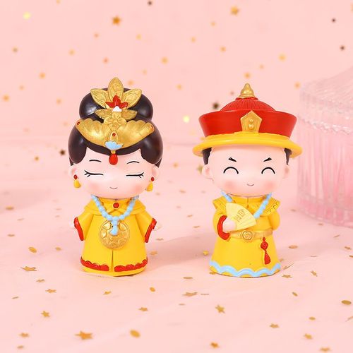 可爱宫廷风皇上皇后卡通娃娃蛋糕烘培装饰品汽车车载摆件生日礼物