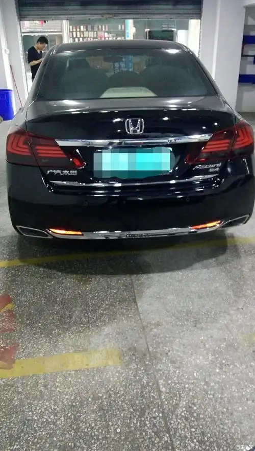 九代雅阁仿宝马尾灯,进来看效果