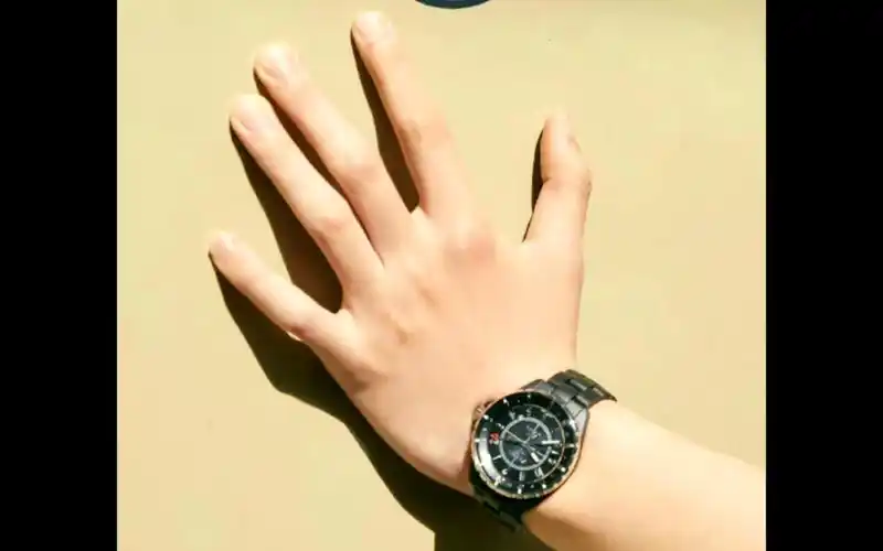 王一博的手是我见过最好看的!