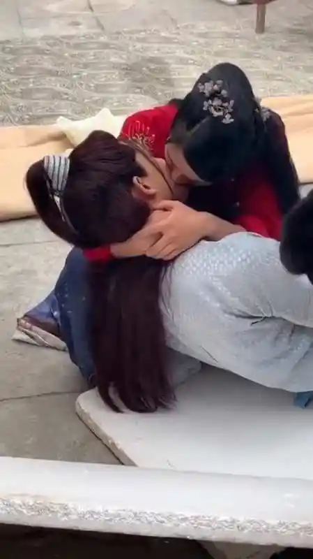 2020-08-270街拍街拍哈哈400粉丝  关注我想问有没有同款媳妇儿?2.