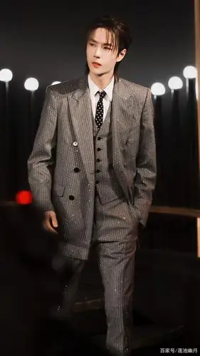 王一博有多帅?笑容有多甜?跳舞有多棒?酷盖王怼怼霸气