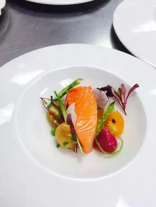 西餐冷菜经典摆盘赏析 .