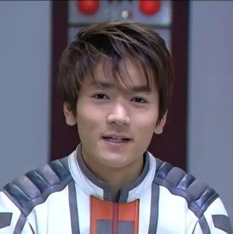 迪迦奥特曼大古丽娜情侣头像