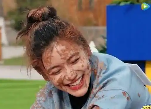 宋雨琦_枕头_作品