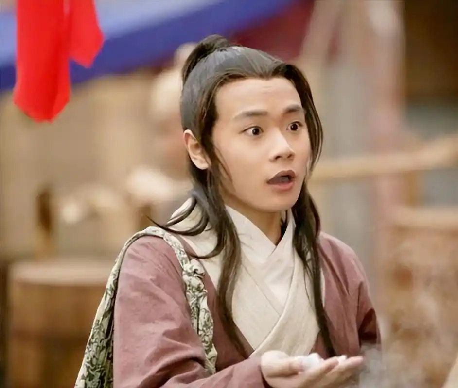 《丁宝桢》主演曹骏:曾是红极一时的童星,恋爱受挫后仍未婚