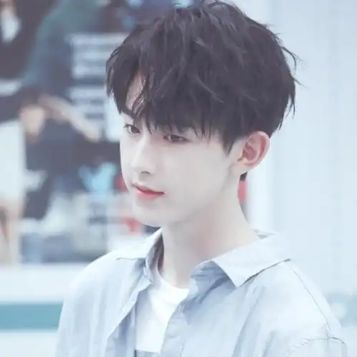 郭俊辰头像,男爱豆头像,郭俊辰,苏依涵郭俊辰