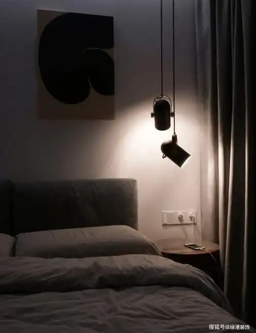 装修知识夜晚被卧室的灯光美到了可还行