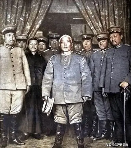 袁世凯汉人官军出身,为何能架空清政府,让北洋系军队听命于他