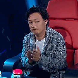 陈奕迅这个好拍手抿嘴gif动图_动态图_表情包下载_soogif