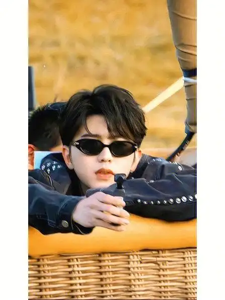 蔡徐坤奔跑吧  #蔡徐坤