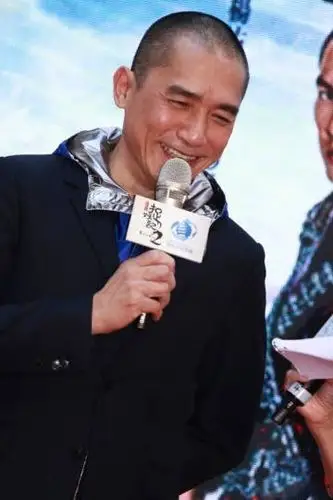 梁朝伟为了方便剪成寸头?男神连思维方式都这么奇特