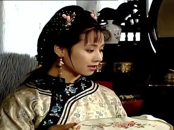 回顾《宰相刘罗锅》演员:嫣翠嫁给谢园如今守寡,有两位已经离世