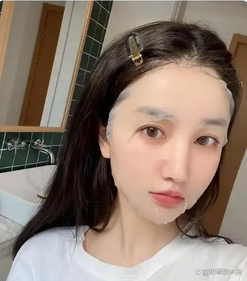 女人再忙睡前也要做到3件事情少用护肤品皮肤也能细腻光滑