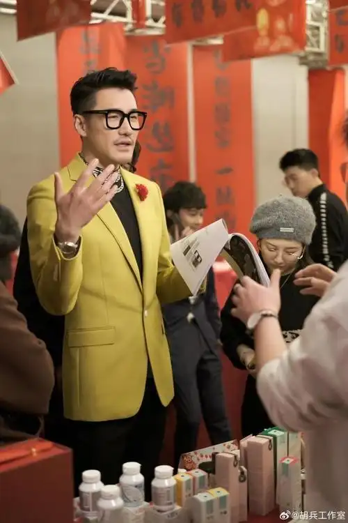 中国内地男演员,模特,歌手,代表作有《粉红女郎》《双响炮》等