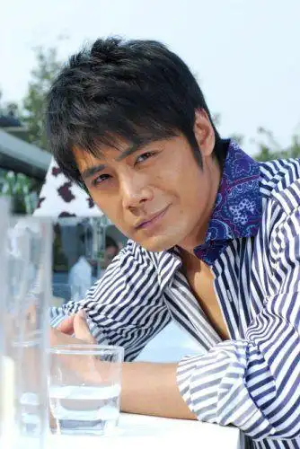 邵兵被传耍大牌后星途黯淡妻子陪伴走过低谷如今咋样了