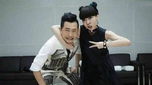 3亿,如今在小县城演出还被无视_策划_网友_人气