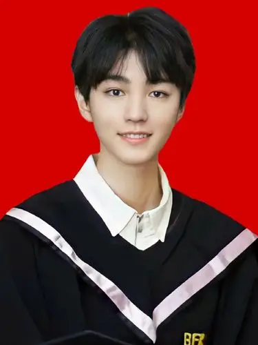 [王俊凯][分享]210523 粉丝自制王俊凯绝美证件照有 学生时代的小俊