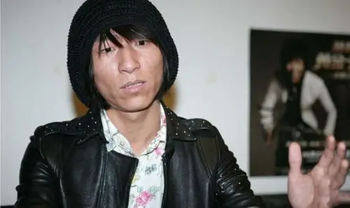 陈羽凡工作照疑复出羽泉已经散了或许也不能再回归了