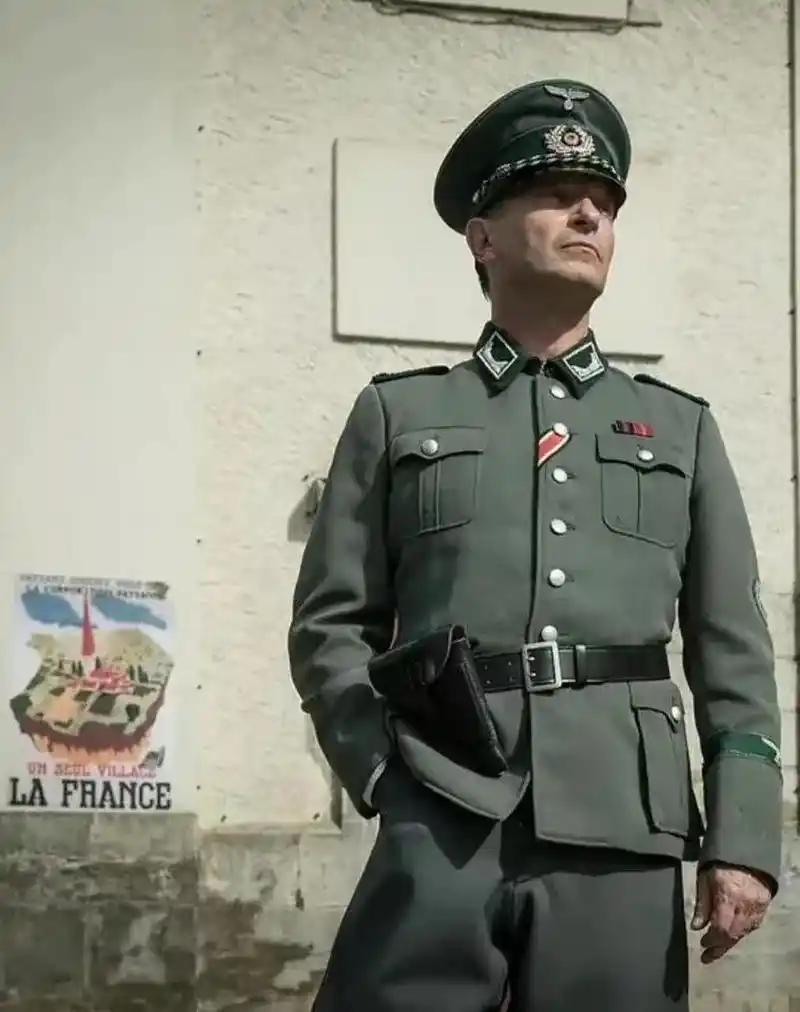 纳粹德国占领巴尔干之后,扶持了一个所谓的"克罗地亚独立国",乌斯塔莎