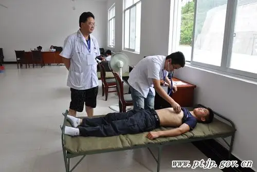 平塘县252名适龄应征青年今日开始体检