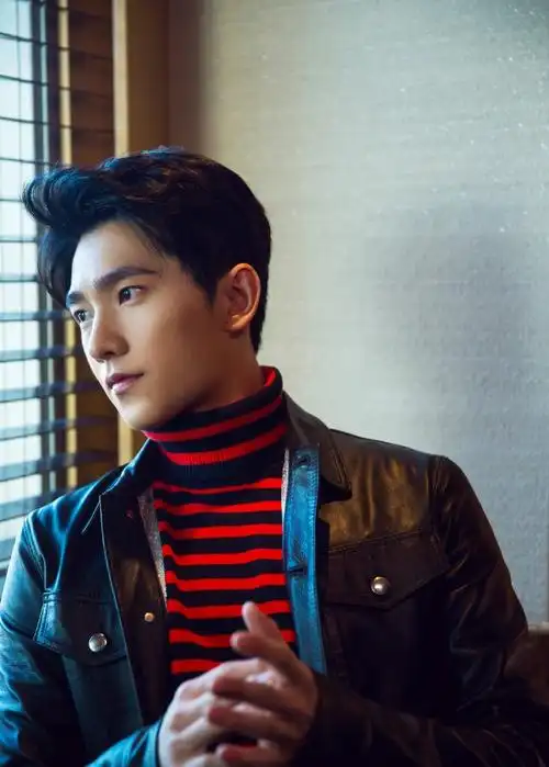 首页 图片大全 明星 杨洋冬日圣诞写真图片 杨洋最新写真图片 (1/ 6)