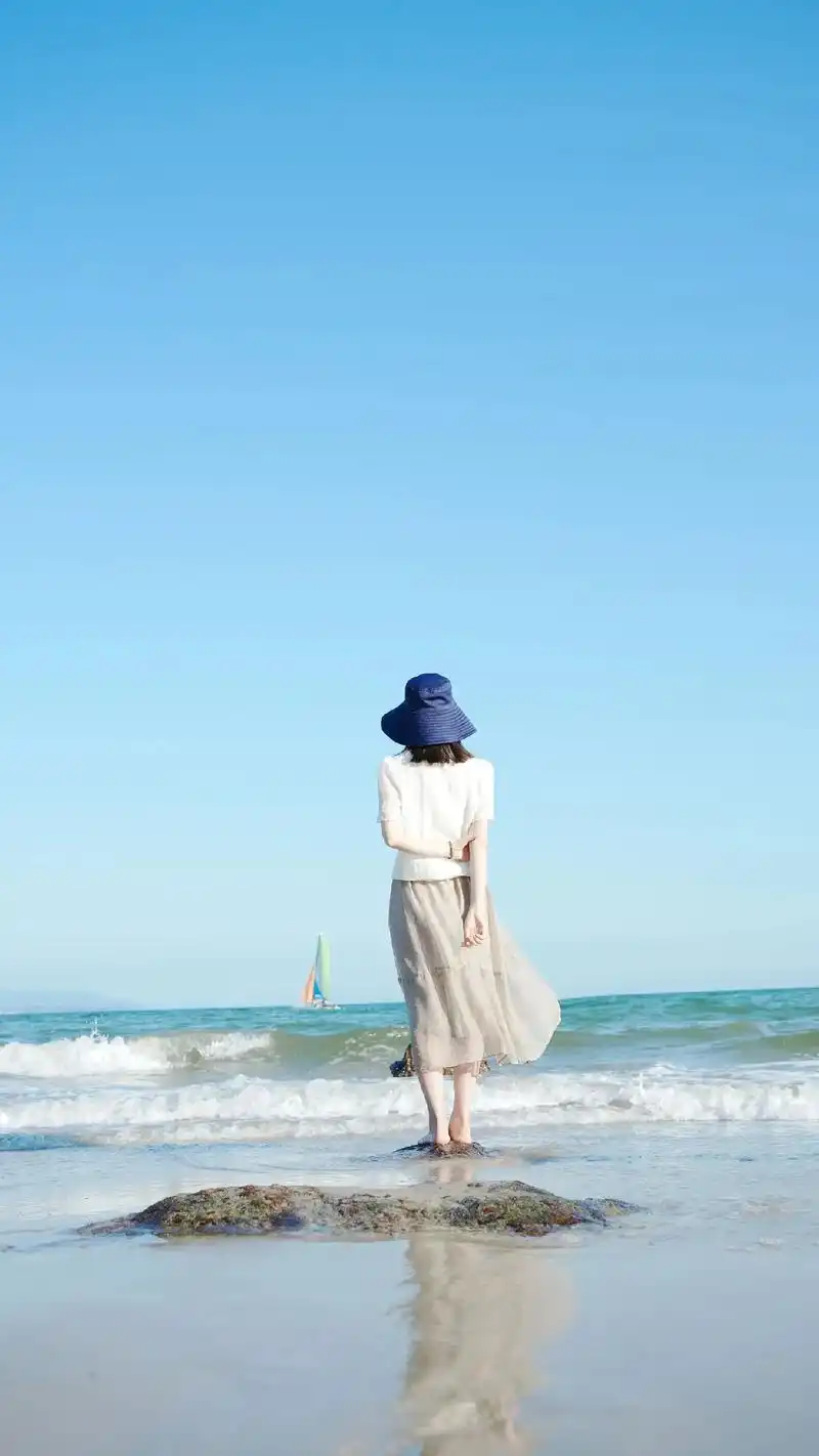 玫瑰海岸95,日系海边海滩背影氛围拍照,快去静静的享受海风带来的