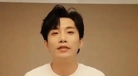 富裕起来,也是时候考虑自身问题了,毕竟德云社已经有了,阎鹤祥和李鹤