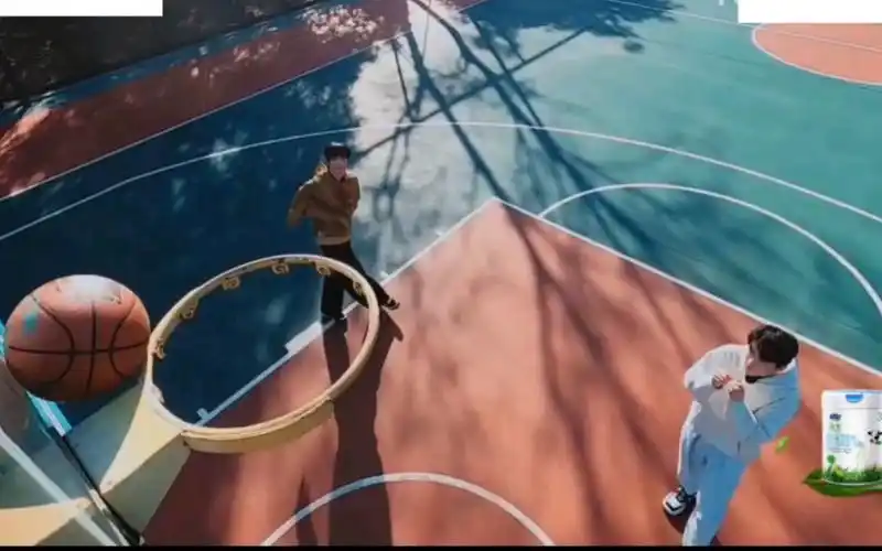 【刘耀文】未播花絮打篮球卡篮啦哈哈哈哈哈