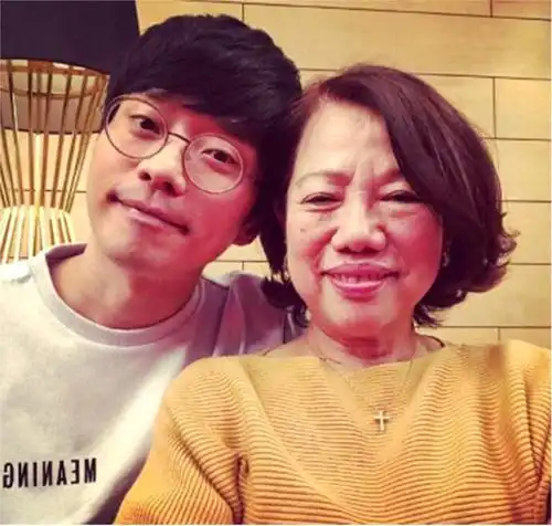 当年和王心凌演情侣的张栋梁,近照简直认不出