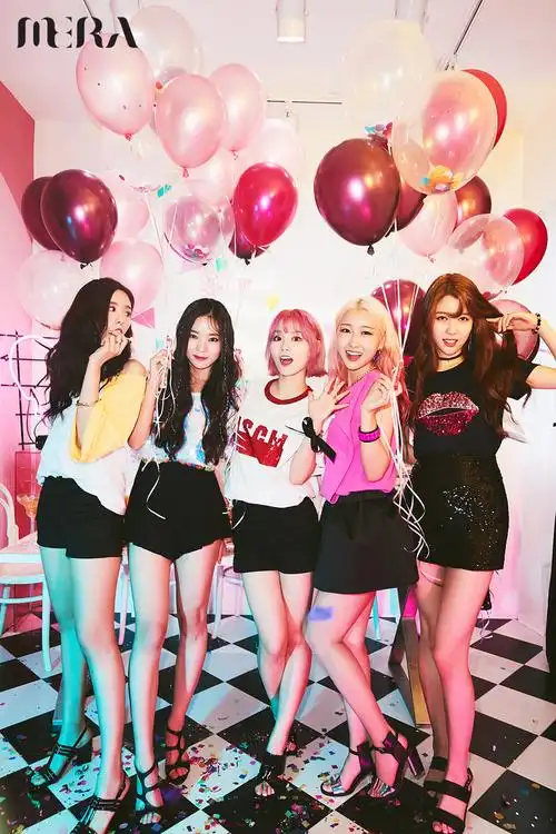 麦锐女团mera曝光新写真 夏日party少女心爆棚