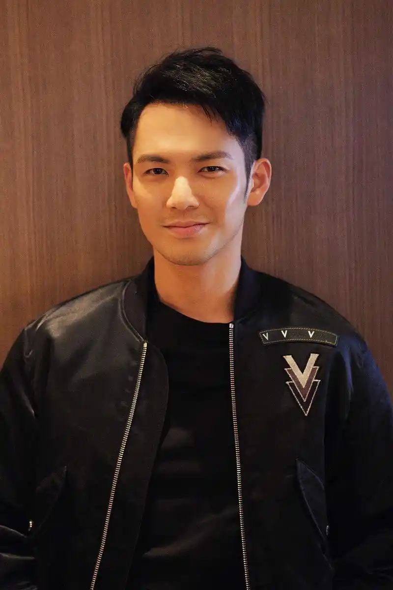 钟汉良个人资料_钟汉良个人作品_钟汉良品牌代言