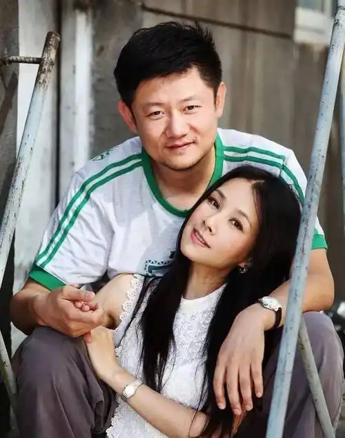 原创大器晚成吕中47岁成名儿子是知名导演儿媳是国际影后