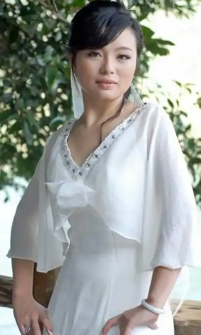 "春晚明星"张也,为何至今单身?看完她的经历一般人确实不敢娶