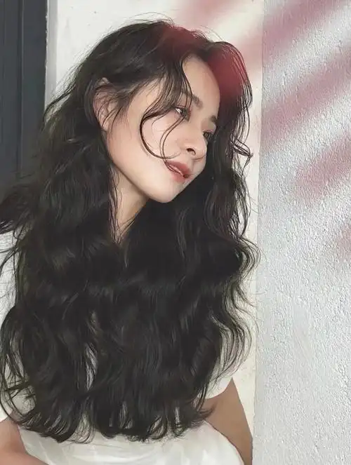 年轻必烫发型法式慵懒随性卷发