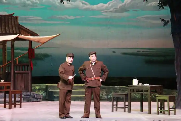 京剧《沙家浜》欣赏——刘永久