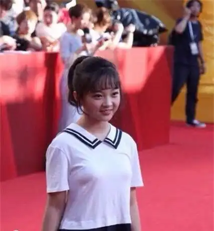 林妙可胸多大 林妙可被隆胸事件真相