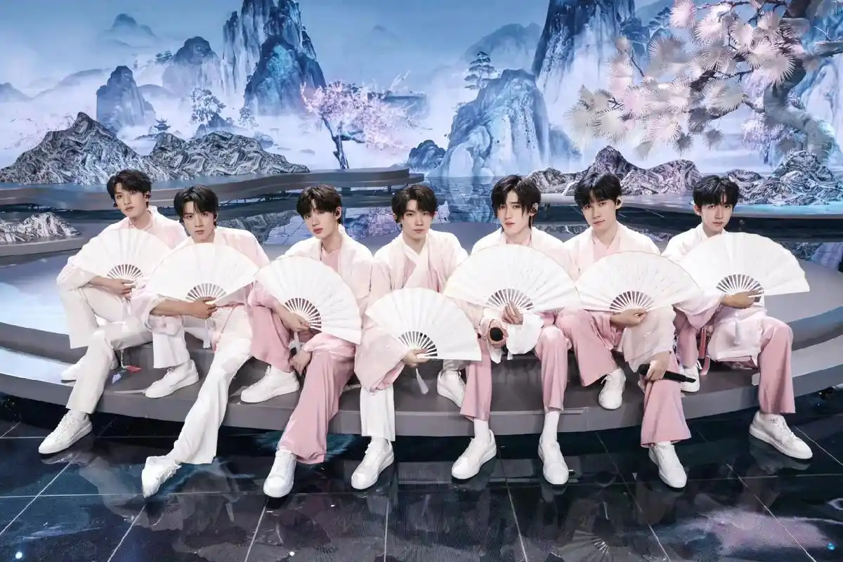 时代少年团#向全世界安利 #宝藏男孩 #壁纸  - 抖音