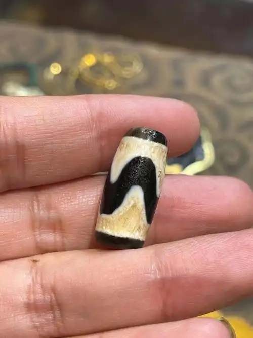 精品虎牙天珠#虎牙天珠  #天珠  #藏传文玩