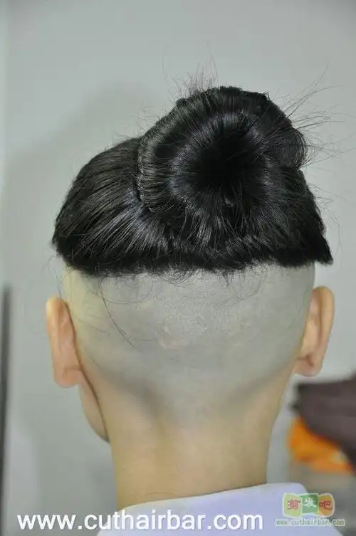 女秘书剃光头剪发吧8919