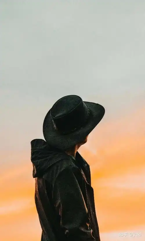 有没有那种看起来舒服又显成熟男生用的壁纸锁屏