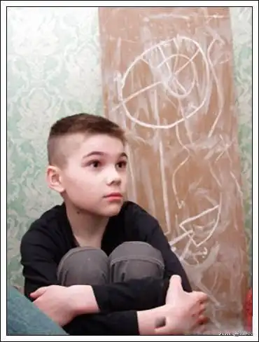 火星男孩承认说谎是真的吗类似神棍之类的人